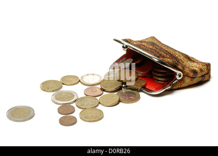 Sac à main et les pièces en euros isolated on white Banque D'Images