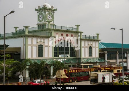 Chine Hong Kong, Star Ferry terminal à Central, sur l'île de HK Banque D'Images