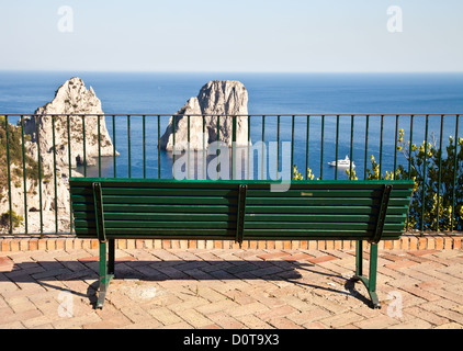 Faraglioni di Capri Banque D'Images
