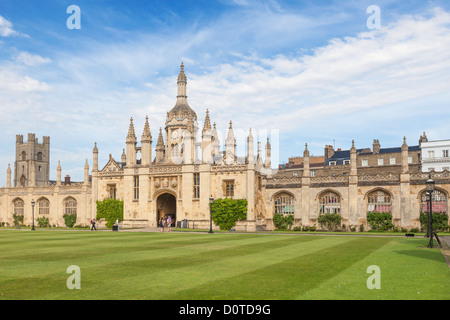 King's College d'entrée du point de vue de l'avant cour, Cambridge, Angleterre Banque D'Images