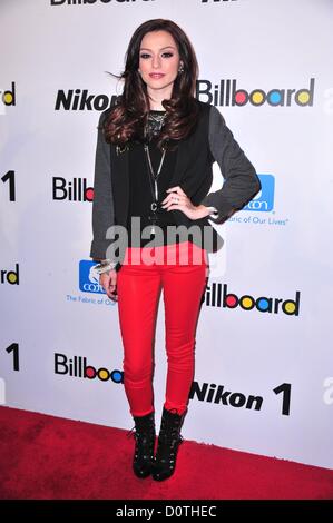 New York, USA. Le 30 novembre 2012. Cher Lloyd aux arrivées de Billboard Women In Music 2012 Luncheon, Capitale, New York, NY Le 30 novembre 2012. Photo par : Gregorio T. Binuya/Everett Collection Banque D'Images