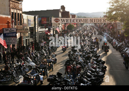 Motos, bike, bondé, Street, Harley, Harley Davidson, moto, Rallye, centre-ville, Sturgis, Dakota du Sud, USA, United States, UN Banque D'Images