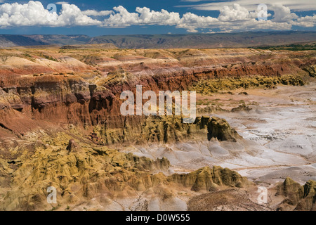 USA, Europa, Amerika, devils cuisine, WY, Wyoming, Big Horn Mountains, Berge, trocken, badlands, ancien Wüste, blauer Himme Banque D'Images