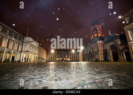 Dublin, Irlande, la neige dans la cour du château de Dublin Banque D'Images