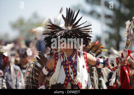 SAN BERNARDINO, CALIFORNIE - Le 13 octobre : Le San Manuel Band of Indians tiennent leur Pow-wow annuel à San Bernardino, 2012 Banque D'Images