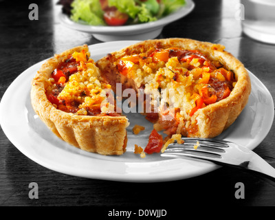 Tarte feuilletée aux tomates et poivre Banque D'Images