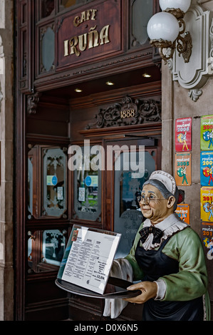 Iruña, célèbre et légendaire Cafe sur la Plaza del Castillo à Pampelune, Navarre, Espagne, Europe Banque D'Images