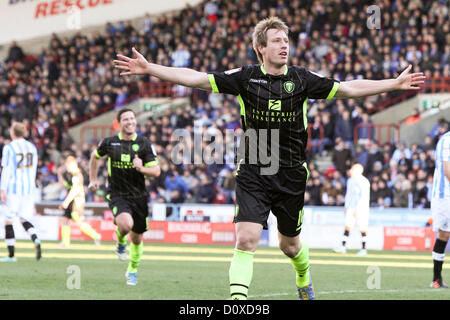 Le 01.12.2012. Huddersfield, Angleterre, Match de championnat joué Puissance N entre Huddersfield Town et Leeds United. Luciano Becchio de Leeds' notation célèbre quatrième but lors de la victoire 4-2 contre Leeds Uniteds Huddersfield Banque D'Images