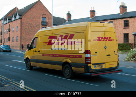 Livraison DHL van, UK Banque D'Images