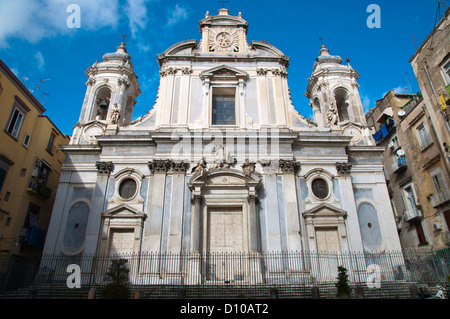 La chiesa dei Girolamini l'église Girolamini le long de la Via Dei Tribunali street centre historique vieille ville Naples Italie Europe Banque D'Images