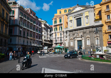 Piazza Trieste e Trento square quartier Santa Lucia Naples central city La région Campanie Italie Europe Banque D'Images