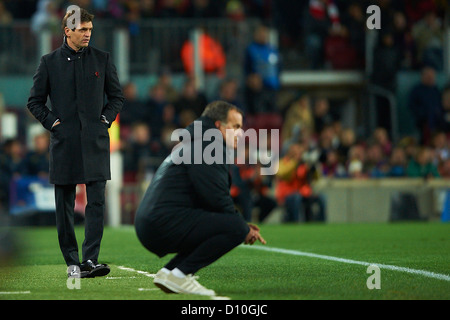 Tito Vilanova coach (FC Barcelone), Marcelo Bielsa coach (Athletic Club de Bilbao), au cours de la Liga match de football entre le FC Barcelone et l'Athletic Bilbao, au Camp Nou à Barcelone, Espagne, Samedi, Décembre. 1, 2012. Foto : S.Lau Banque D'Images