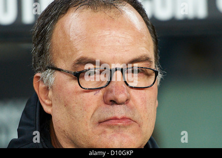 Marcelo Bielsa coach (Athletic Club de Bilbao), au cours de la Liga match de football entre le FC Barcelone et l'Athletic Bilbao, au Camp Nou à Barcelone, Espagne, Samedi, Décembre. 1, 2012. Foto : S.Lau Banque D'Images