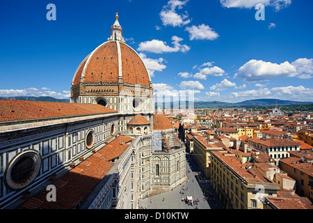 Vue de dessus de toit de Florence et de la coupole du Dôme de Florence, Italie Banque D'Images
