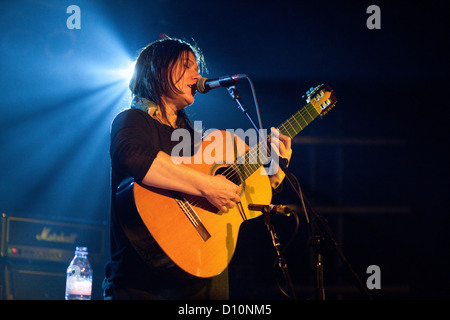 Kim Deal (solo) à l'exécution de toutes les parties de demain, 1er décembre 2012, Camber Sands, seigle, promenade Sussex, Angleterre, Royaume-Uni Banque D'Images