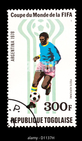 Timbre-poste du Togo représentant un joueur de football, émis pour la Coupe du Monde 1978 en Argentine, 1978. Banque D'Images