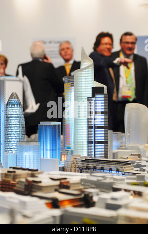 FRANCE, Cannes 11E MARS 2009 sur les investisseurs de la ville de Londres se tenir au MIPIM, le plus grand événement d'investissement immobilier Banque D'Images