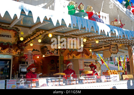 Marché de Noël sur les Champs Elysées à Paris, France Banque D'Images