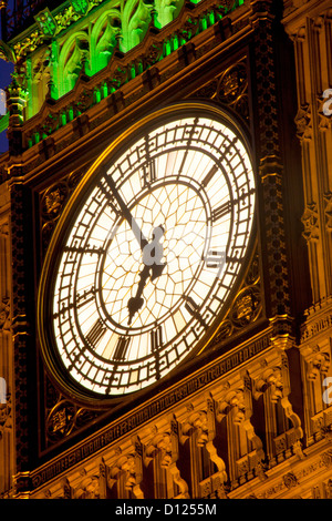 Big Ben St Stephen's Clock Tower, également connu sous le nom de l'Elizabeth Tower, chambres du Parlement, Westminster, London England UK Banque D'Images