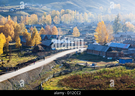 Le Xinjiang, Chine : baihaba village Banque D'Images