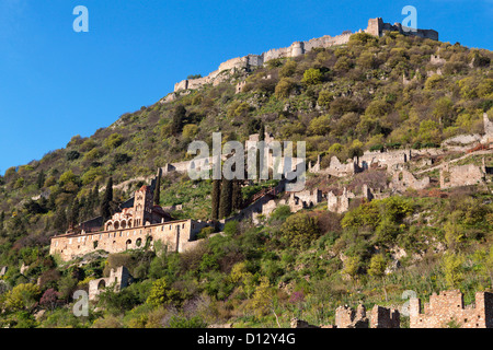 Château de Vilearduin fortifiée et ville historique de Mystras en Grèce Banque D'Images