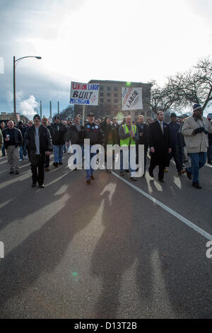 Lansing, Michigan - les membres de l'Union se sont ralliés à la capitale de l'Etat pour protester contre coup "droit de travailler" projet de loi soutenu par les législateurs républicains et gouverneur Rick Snyder. Banque D'Images