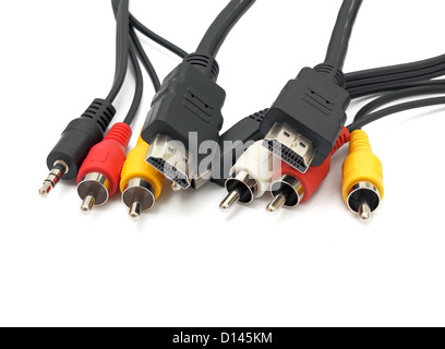 De nombreux différents câbles de données audio et vidéo Banque D'Images