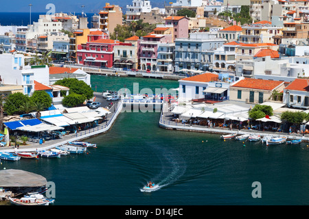 Agios Nikolaos ville de la municipalité à l'île de Crète Lassithi en Grèce Banque D'Images