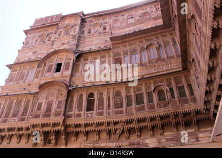 Les structures complexes de sculpté décoratif fort Mehrangarh Jodhpur, Rajasthan, Banque D'Images