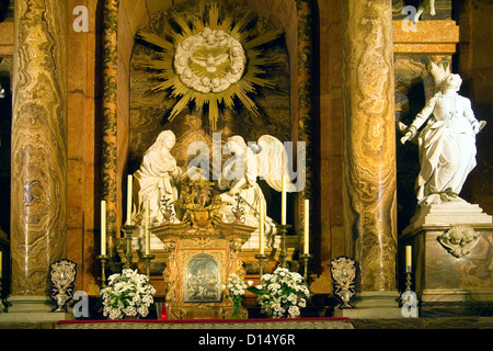 Détail de la chapelle de l'Incarnation dans la Cathédrale de l'Incarnation - La Manquita dans Malaga, Andalousie, Espagne Banque D'Images