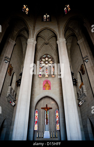 Barcelone, Espagne : Intérieur de l'Église Expiatoire du Sacré-Cœur de Jésus dans la colline du Tibidabo Banque D'Images