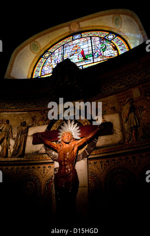 Barcelone, Espagne - 18 juin 2010 : l'intérieur de l'Église Expiatoire du Sacré-Cœur de Jésus dans la colline du Tibidabo Banque D'Images