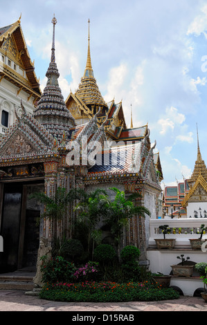 Grand Palace Bangkok Thaïlande Wat Phra Kaew Temple du Bouddha Émeraude Chakri Mahaprasad Hall Banque D'Images