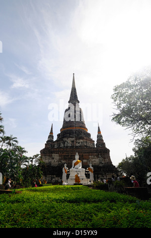 Wat Yai Chai Mongkhon Ayutthaya Historical Park Thaïlande temple bouddhiste le bouddhisme stupa de culte statue religion historical Banque D'Images