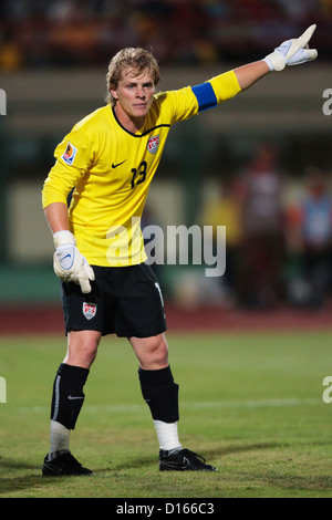 United States gardien Brian Perk durant la gestes 2009 FIFA U-20 World Cup Groupe C match contre le Cameroun. Banque D'Images