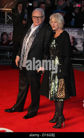 ANTHONY HOPKINS et Helen Mirren Hitchcock. PREMIERE LONDON ENGLAND UK 09 décembre 2012 Banque D'Images