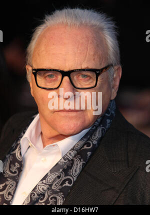 ANTHONY HOPKINS HITCHCOCK. PREMIERE LONDON ENGLAND UK 09 décembre 2012 Banque D'Images