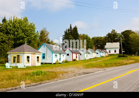 Vieux chalet de villégiature sur la route 1 dans le Maine Banque D'Images