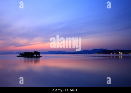 Petite Île sur le lac Shinji, Préfecture de Shimane Banque D'Images