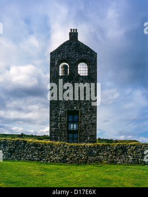 South Wheal Phoenix Engine House, maintenant le centre du patrimoine, sur Bodmin Moor à Minions, Cornwall, Angleterre Banque D'Images