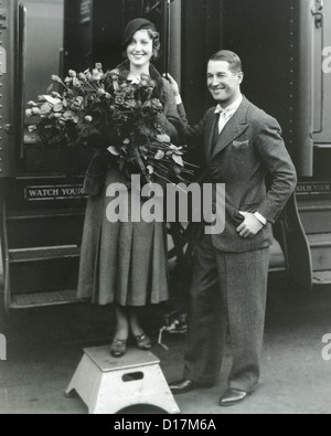 MAURICE CHEVALIER (1888-1972) chanteuse française et acteur du film co-star avec Jeanette MacDonald en 1932 Banque D'Images