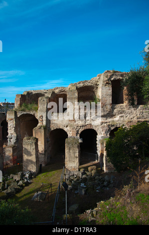 Amphithéâtre amphithéâtre Flavien Pozzuoli l'ancienne Puteoli Campi Flegrei dans la région Campanie en Italie Europe Banque D'Images