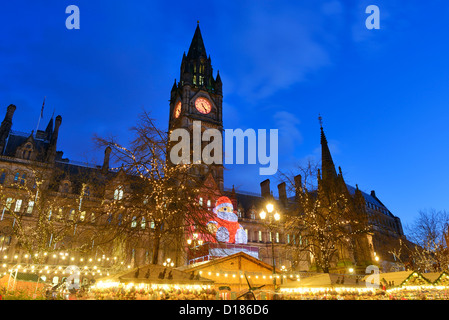 Hôtel de ville de Manchester et les marchés de Noël Banque D'Images