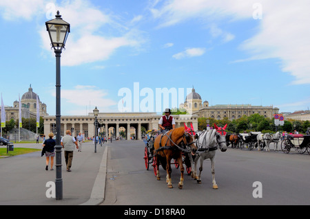 Österreich, Wien, Wien, Hofburg zu Pferde mit Kutsche, Fiacre, Banque D'Images