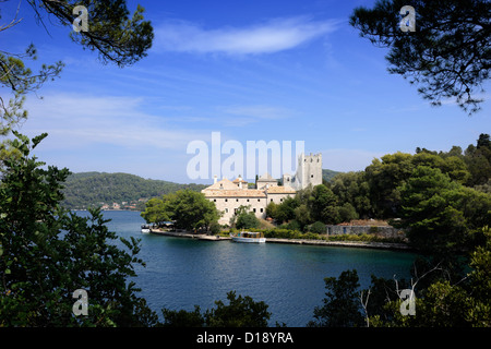 Croatie, Dalmatie, île de Mljet, monastère bénédictin Banque D'Images