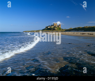 Château de Bamburgh, Northumberland, England, UK Banque D'Images