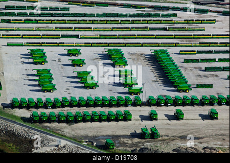 Photographie aérienne de l'usine John Deere Harvester Works, East Moline, Illinois Banque D'Images