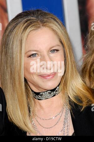 Barbara Streisand aux arrivées de culpabilité à la Premiere Voyage Régence, Westwood Village Theatre, Los Angeles, CA, 11 décembre 2012. Photo par : Elizabeth Goodenough/Everett Collection Banque D'Images