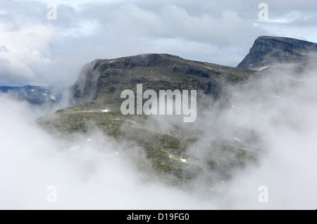 Vue du point de vue de montagne Dalsnibba, près de Geiranger, More og Romsdal (Norvège) Banque D'Images