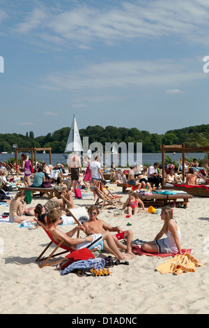 Essen, Allemagne, les gens dans la plage de Baldeneysee Banque D'Images